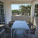 Rafaella *